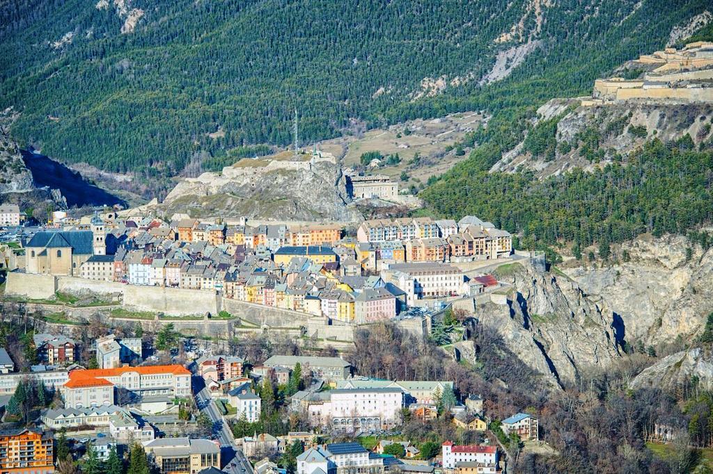 Maison A Tour Briancon ภายนอก รูปภาพ